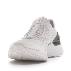 Women Nike React Phantom Run  Flyknit 2